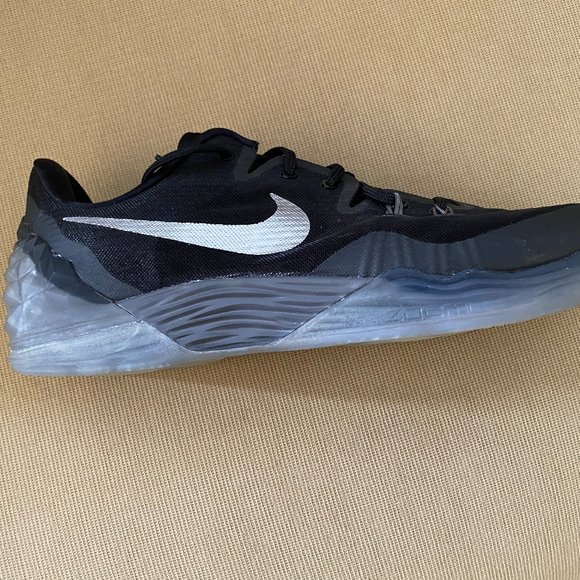 Kobe Venom main image 4